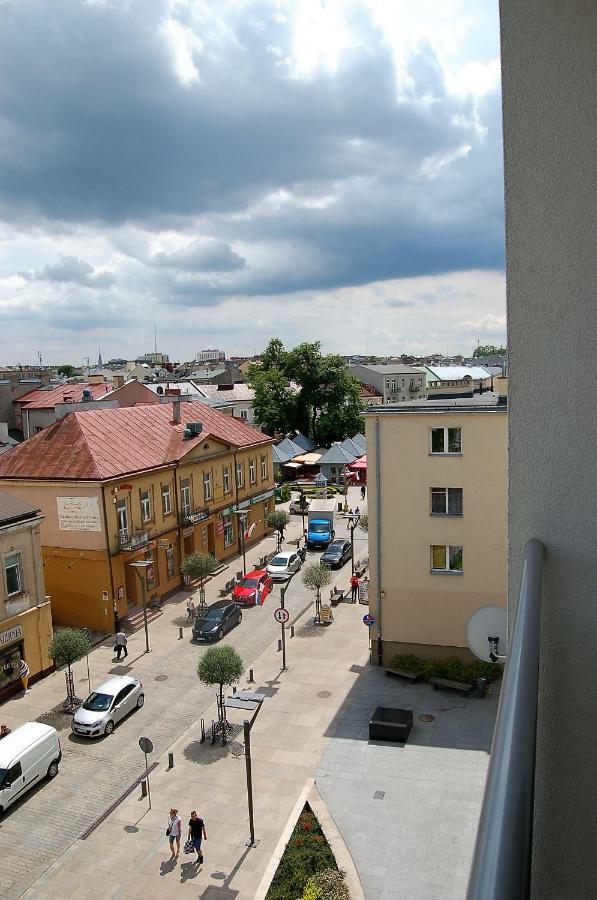 Family & Business Sauna Apartments Rynek Centrum Downtown - 2 Bedroom With Private Sauna, Balcony, Parking Kielce Buitenkant foto