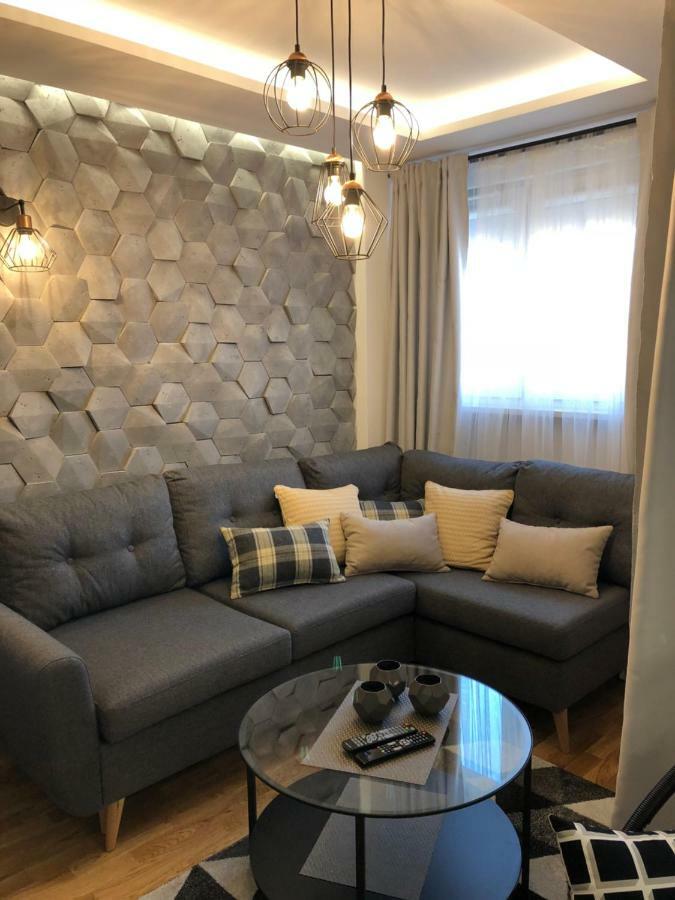 Family & Business Sauna Apartments Rynek Centrum Downtown - 2 Bedroom With Private Sauna, Balcony, Parking Kielce Buitenkant foto