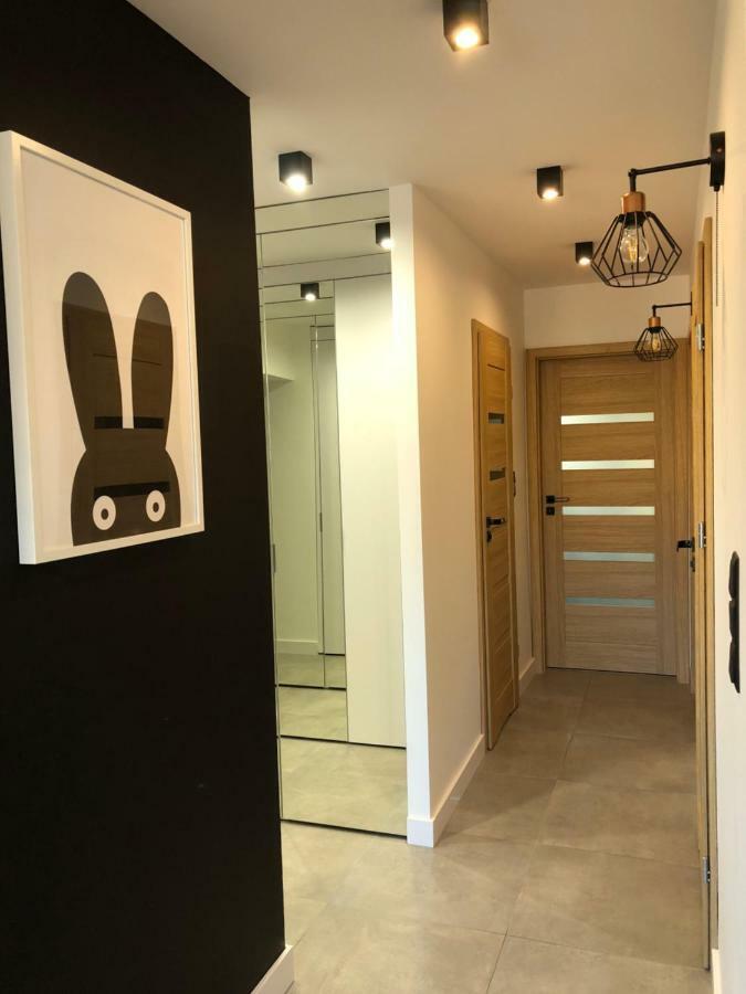 Family & Business Sauna Apartments Rynek Centrum Downtown - 2 Bedroom With Private Sauna, Balcony, Parking Kielce Buitenkant foto