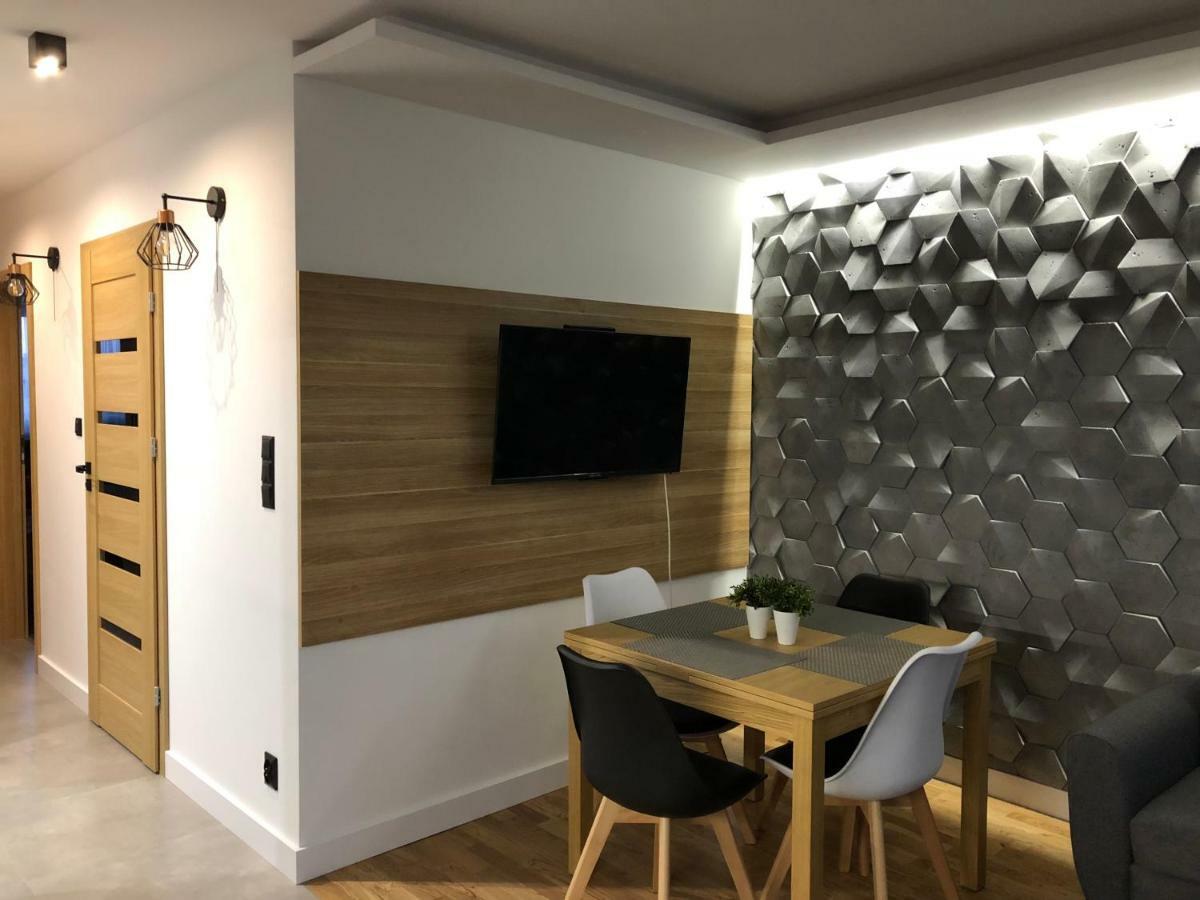 Family & Business Sauna Apartments Rynek Centrum Downtown - 2 Bedroom With Private Sauna, Balcony, Parking Kielce Buitenkant foto